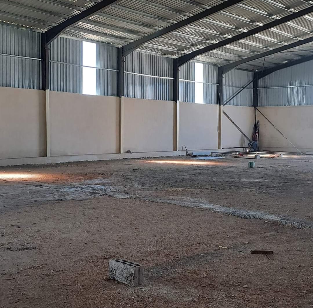 هناجر ومستودعات